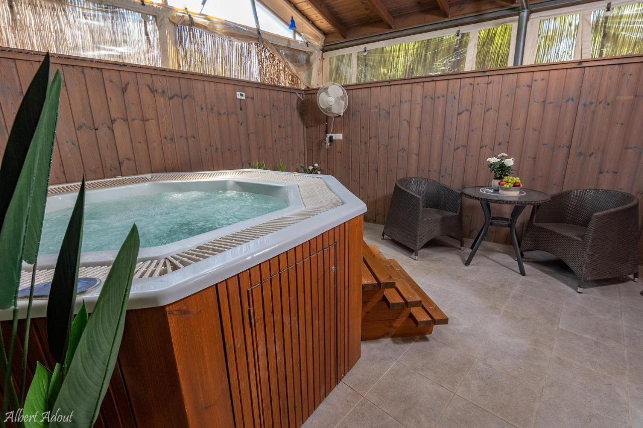 Talia Cabin Guest & Spa Rosh Pinna Exterior foto