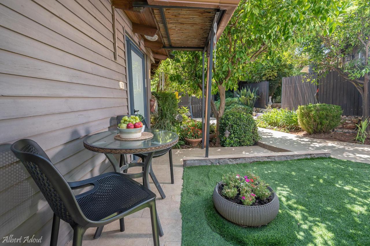 Talia Cabin Guest & Spa Rosh Pinna Exterior foto
