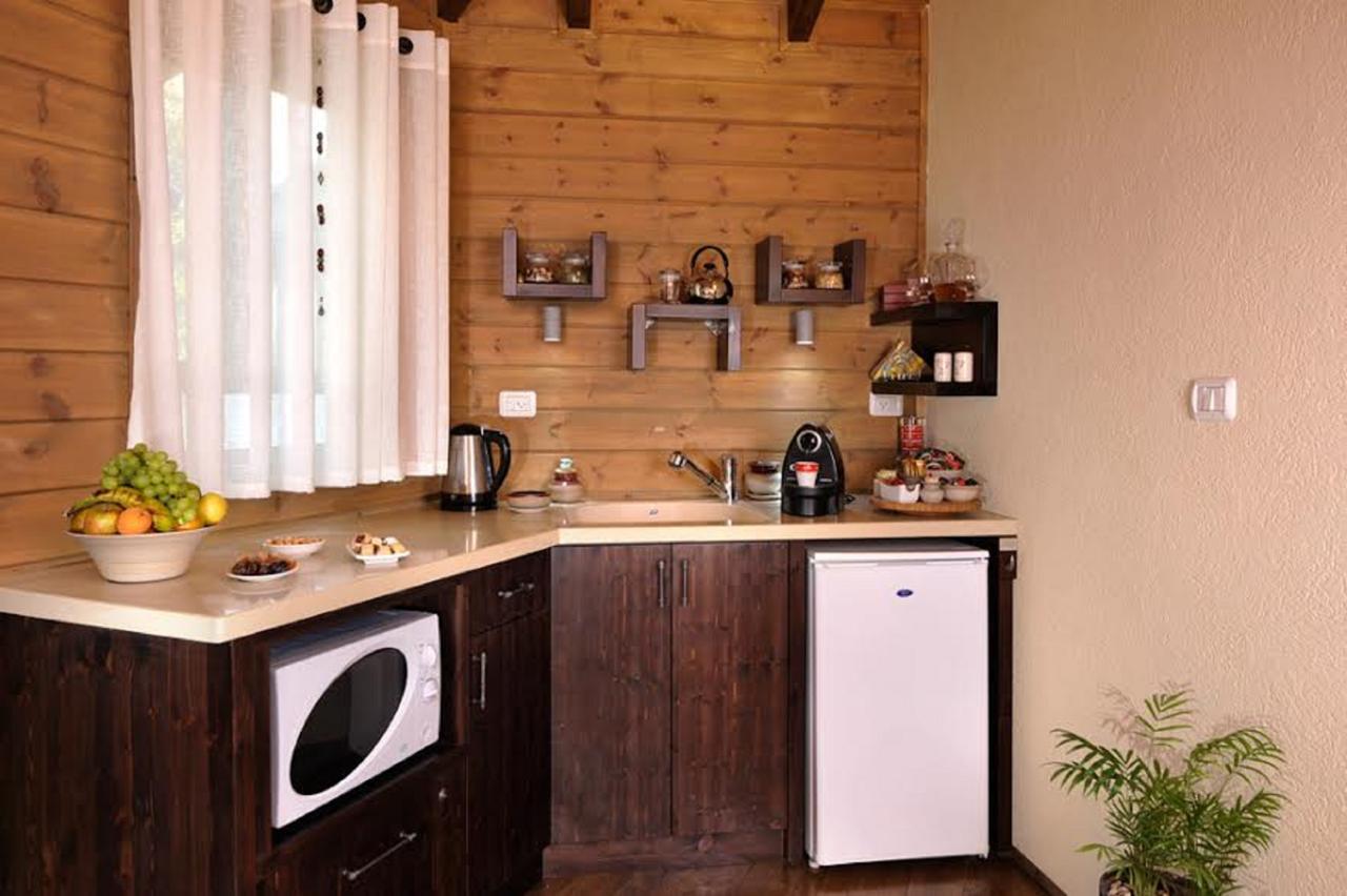 Talia Cabin Guest & Spa Rosh Pinna Exterior foto