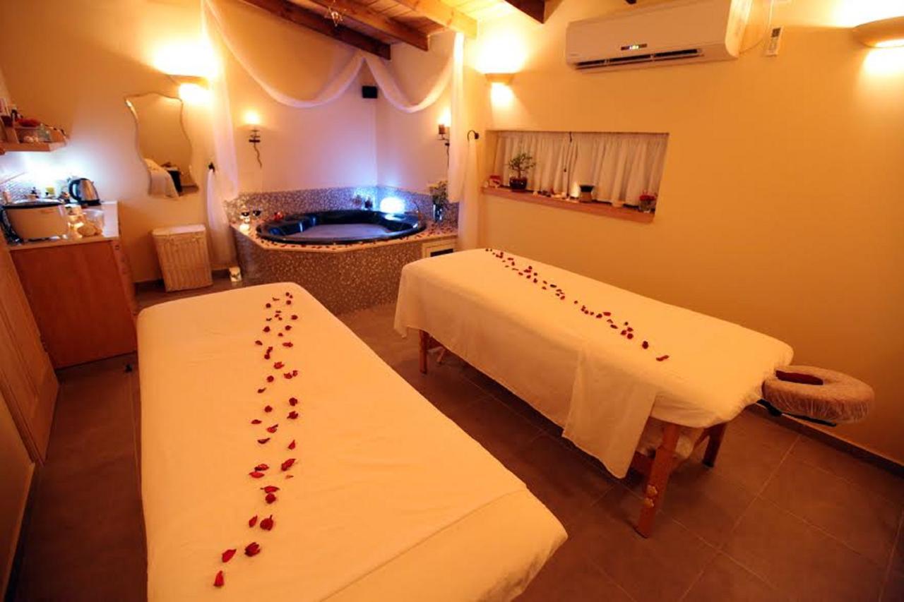 Talia Cabin Guest & Spa Rosh Pinna Exterior foto